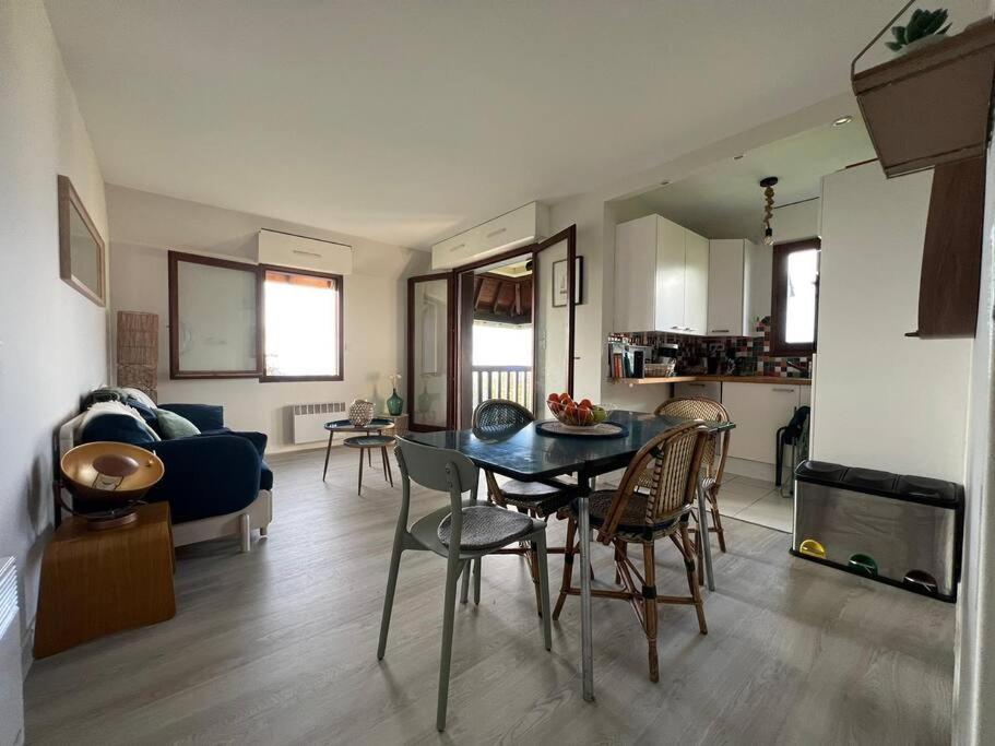 Appart Lumineux Avec Vue Sur Mer A 180 Degres Daire Trouville-sur-Mer Dış mekan fotoğraf