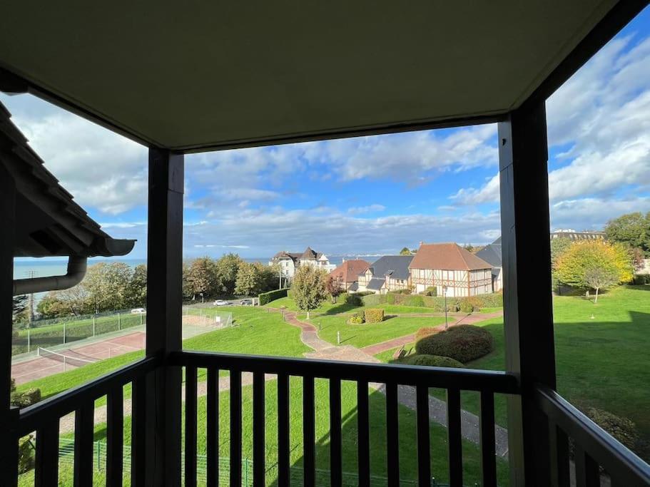 Appart Lumineux Avec Vue Sur Mer A 180 Degres Daire Trouville-sur-Mer Dış mekan fotoğraf